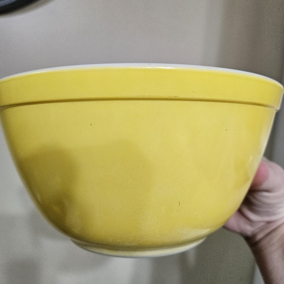 Pyrex Yellow Bowl #402 - Picture 3 of 14